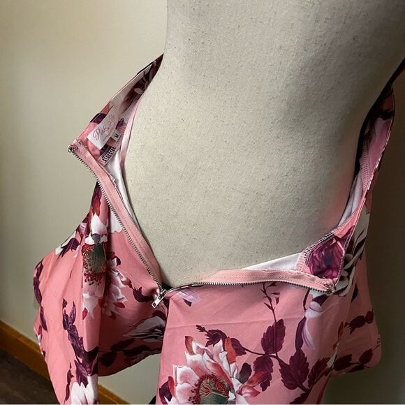 OPEN BACK FIT & FLARE FLORAL PRINT DRESS PINK - Picture 10 of 16